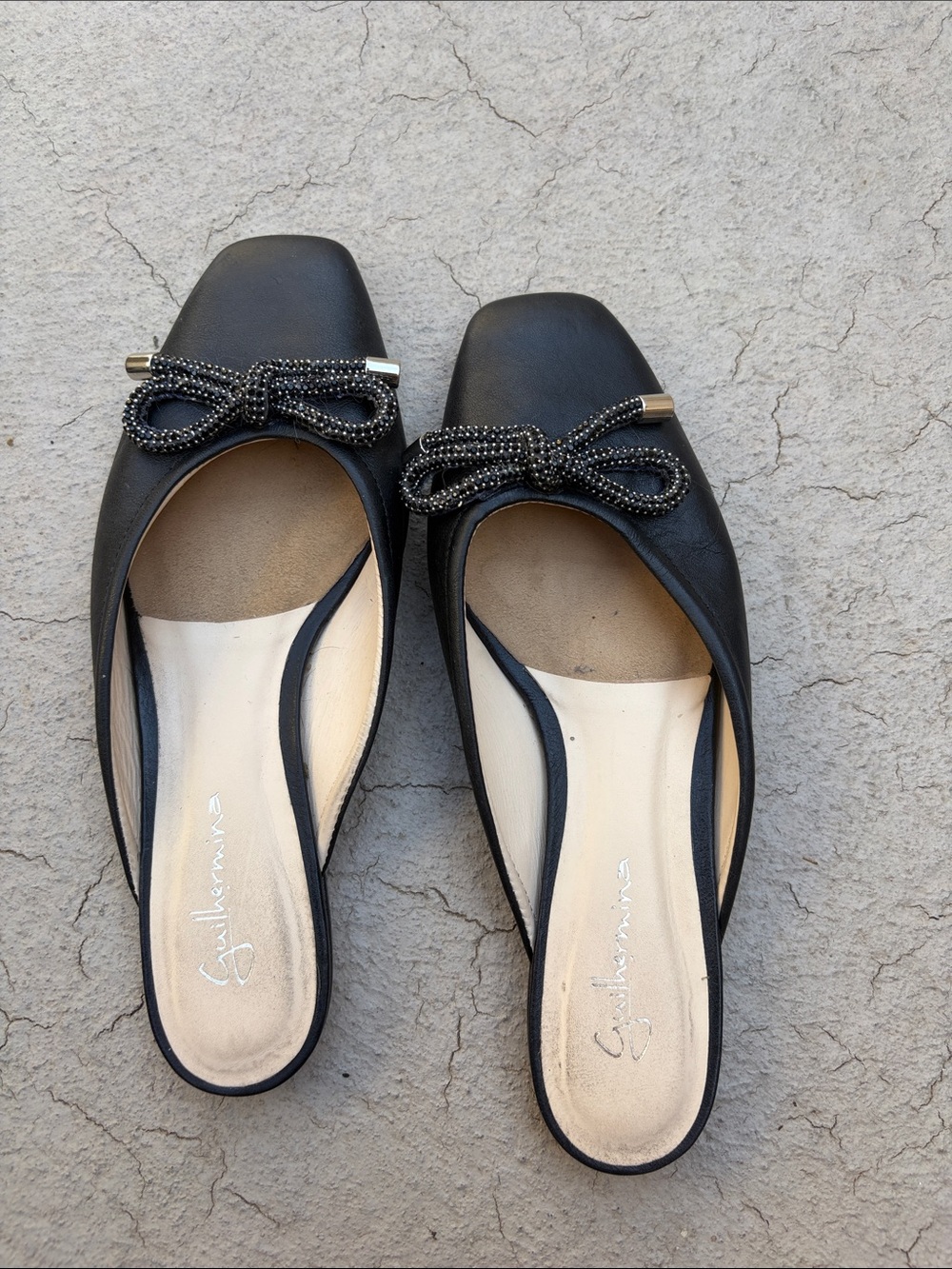 Guilhermina Black Bow-Embellished Slip-On Mules